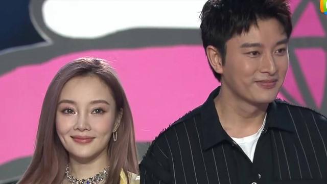 李小璐贾乃亮事件梳理(为了李小璐不惜打7个耳洞)(7)