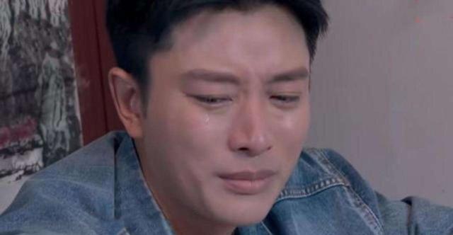 李小璐贾乃亮事件梳理(为了李小璐不惜打7个耳洞)(1)