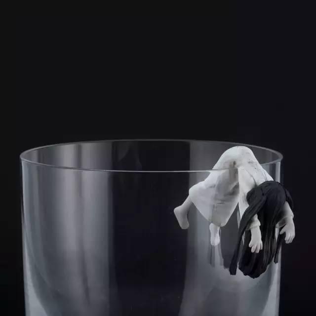 三个版本的贞子忍不住笑了(贞子的女演员居然长这样)(16)