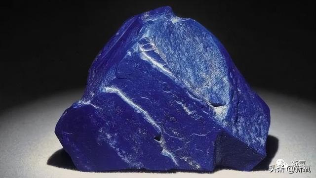 内娱第一人花瓶简介 从内娱顶流到土俗老板风(27)