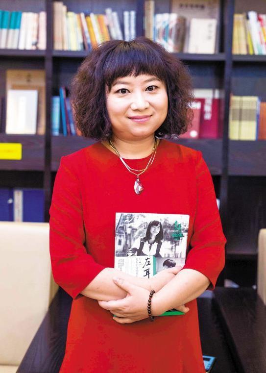 饶雪漫书模名单（一炮而红春夏书模出身逆袭金像影后）(36)