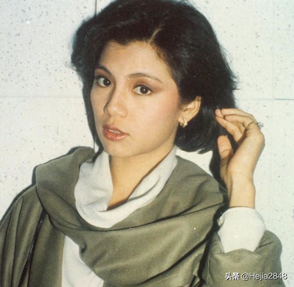 名字含“玲”的最美4女星，林志玲排第二，她最美