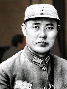 解放战争中,有八大国军将领起义,他们开国后待遇和结局如何?