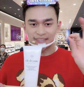 ​孙杨直播 不说话(孙杨“沉默”式直播引起网友们的反感)