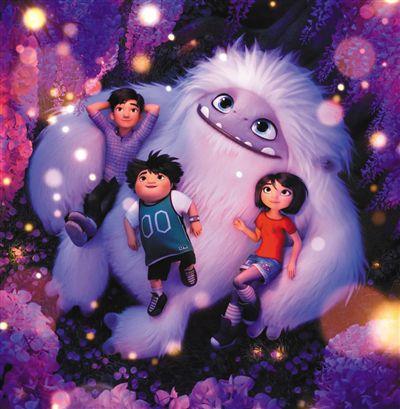 张子枫无惧镜头怼脸,直男自拍角度遭吐槽,无意撞脸宋祖儿