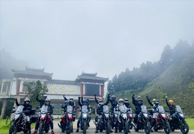 ​售价16680元起，五羊本田CB190X升级上市——探自由，敢出发