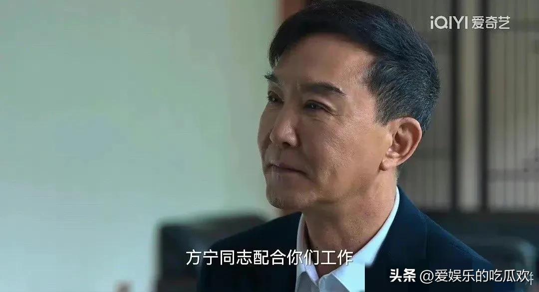 吴刚整容终于真相大白，原来脸肿不是因为打了玻尿酸，而是太敬业