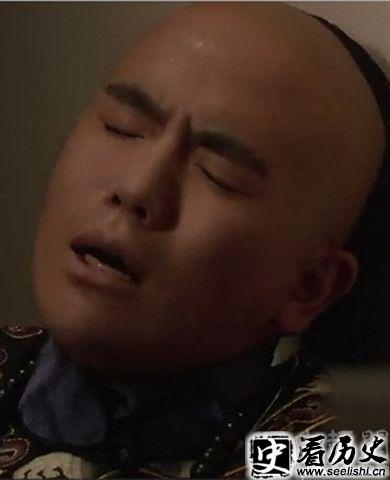 《甄嬛传》温实初自宫后