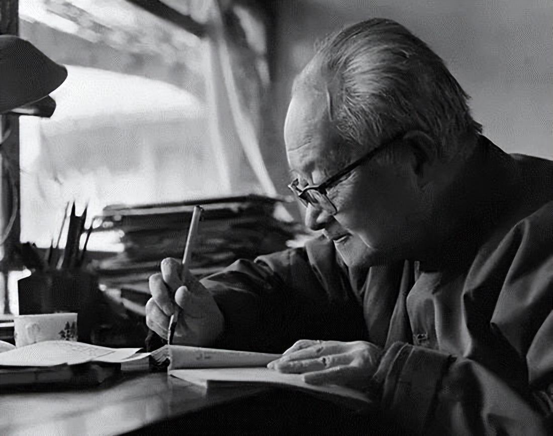 沈从文简介及作品（如果1988年沈从文没有去世，肯定能得诺贝尔文学奖）