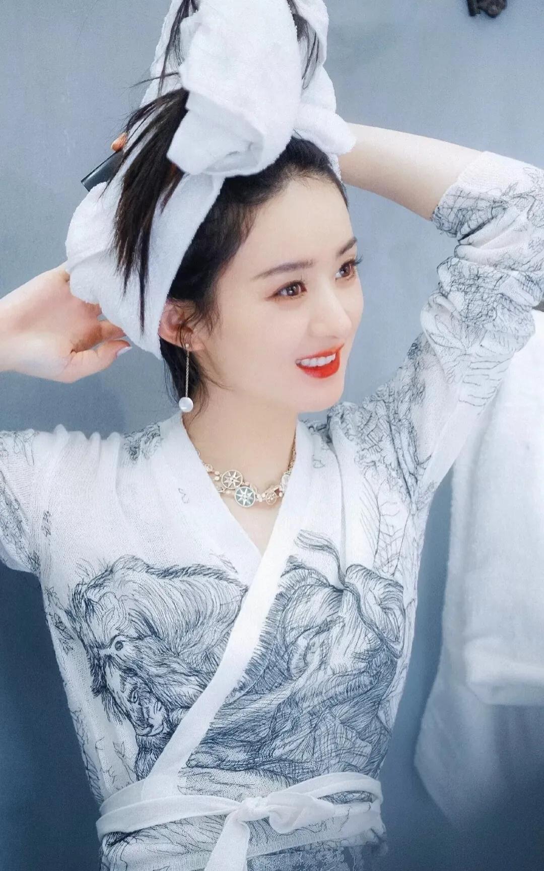 赵丽颖：从普通女孩到演艺圈巨星的成长之路