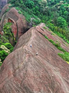 ​江西龟峰：秘境之中的自然奇观