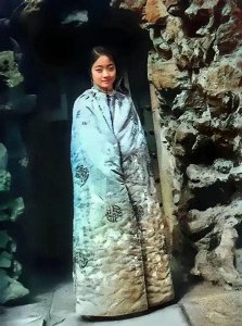 末代皇后婉容的一生到底有多惨？