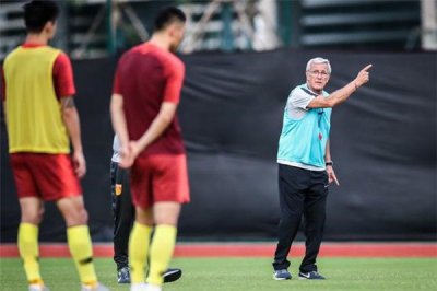 ​国足明晚热身赛对阵巴勒斯坦 里皮迎来“最后一个主场”