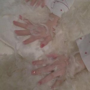 ​明月珰：《不进则退》《百媚生》《从前满》