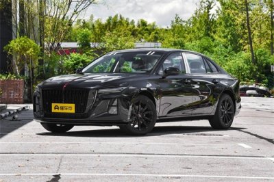 ​15.98万起！能让亲戚闭嘴的红旗H5正式上市 到底能不能买？