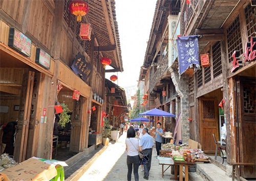 巴蜀千年古镇，重庆龚滩古镇