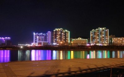 ​双鸭山市人口分布图：尖山区26.24万，饶河县13.05万